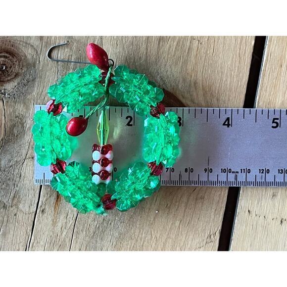 Vintage Christmas Wreath Ornament.Handmade Beaded.Candle in the middle.green/red - Picture 4 of 4